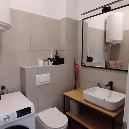 Kika Apartment *