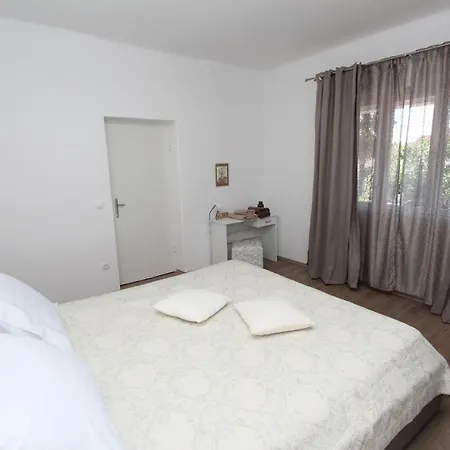 Kika Διαμέρισμα Ρόβινι